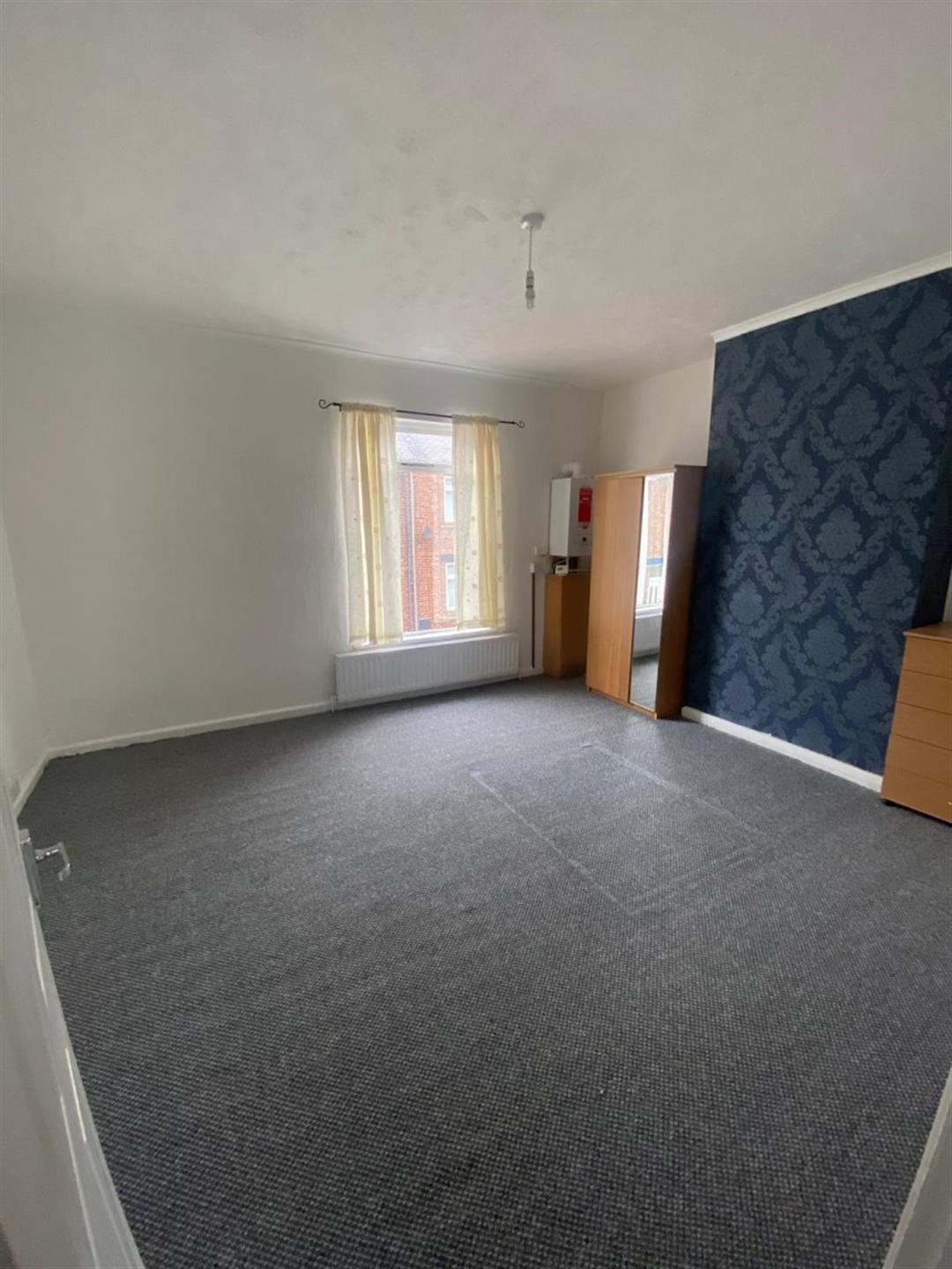 2 bedroom terraced house Let Agreed in Chilton - photograph 3.