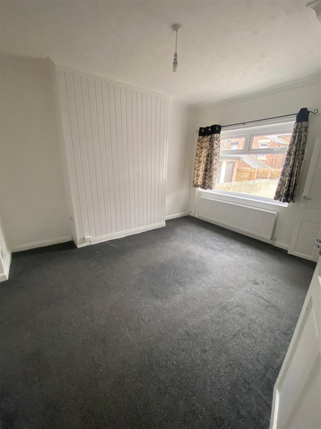 2 bedroom terraced house Let Agreed in Chilton - photograph 7.