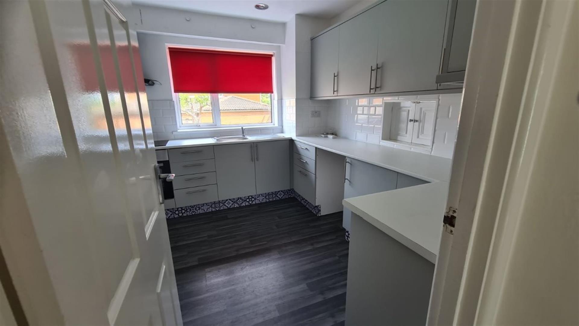 3 bedroom semi-detached house To Let in Bishop Auckland - photograph 8.