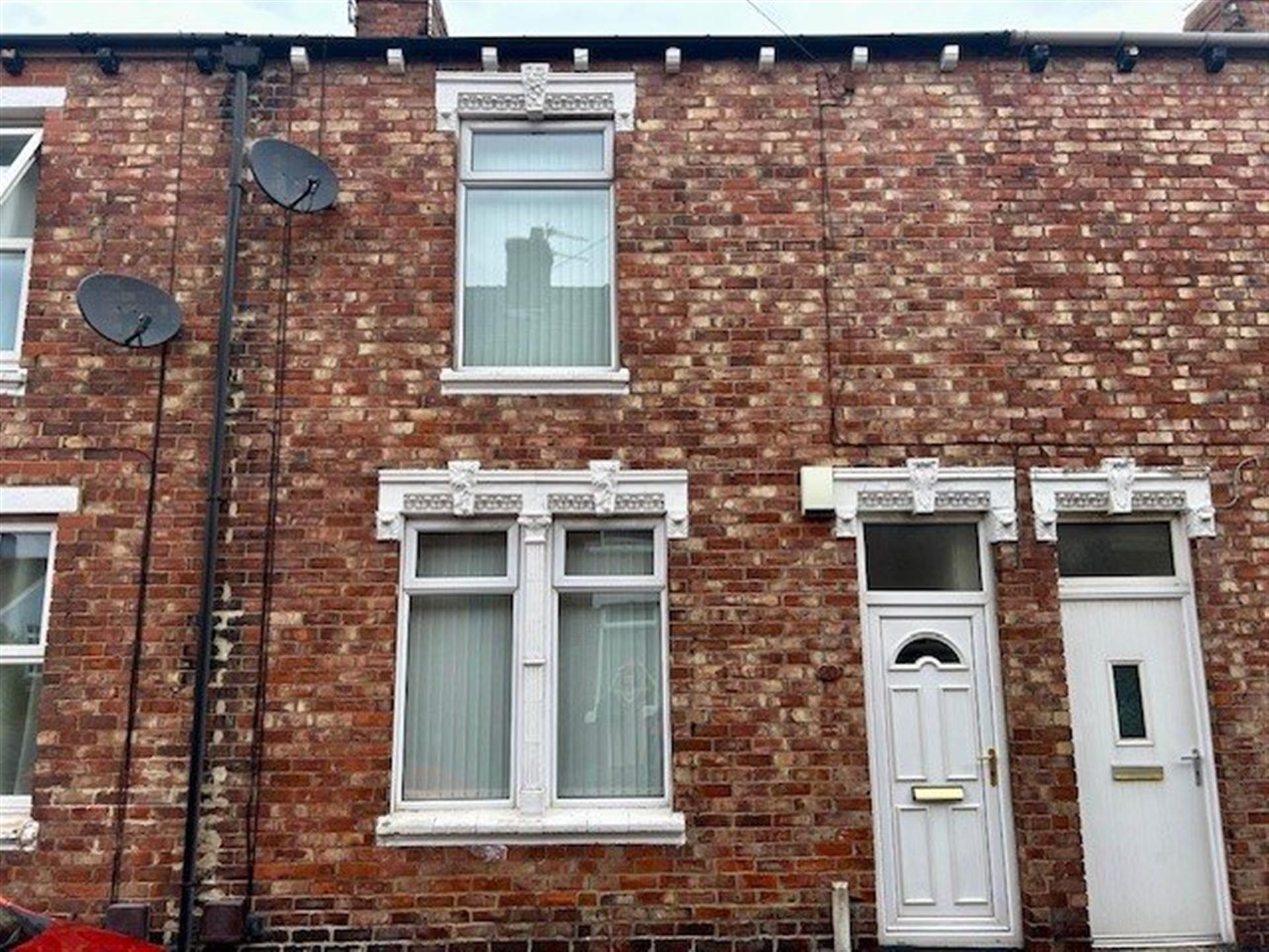 2 bedroom terraced house To Let in Bishop Auckland - Main Image.