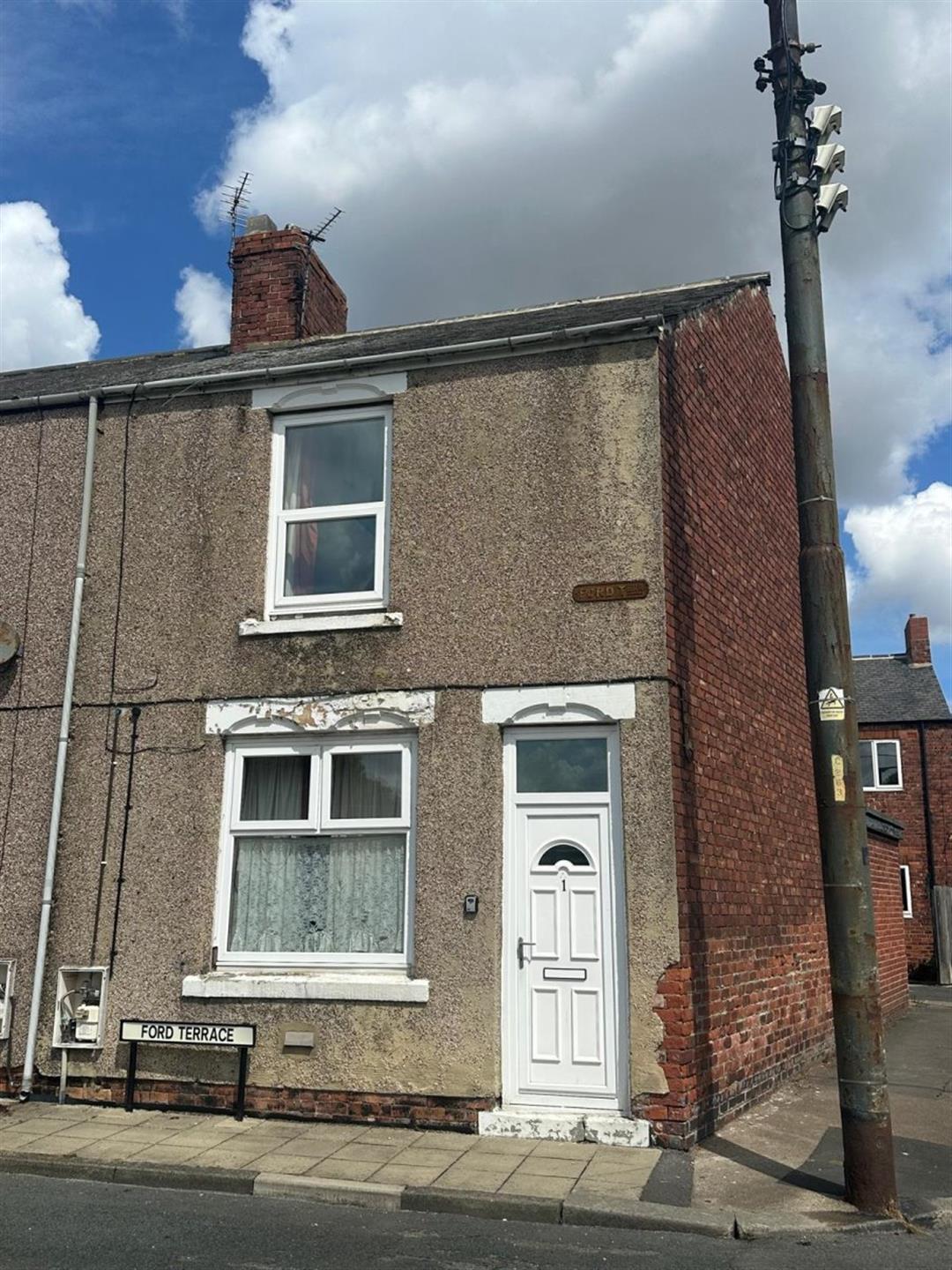 2 bedroom terraced house To Let in Chilton - Main Image.