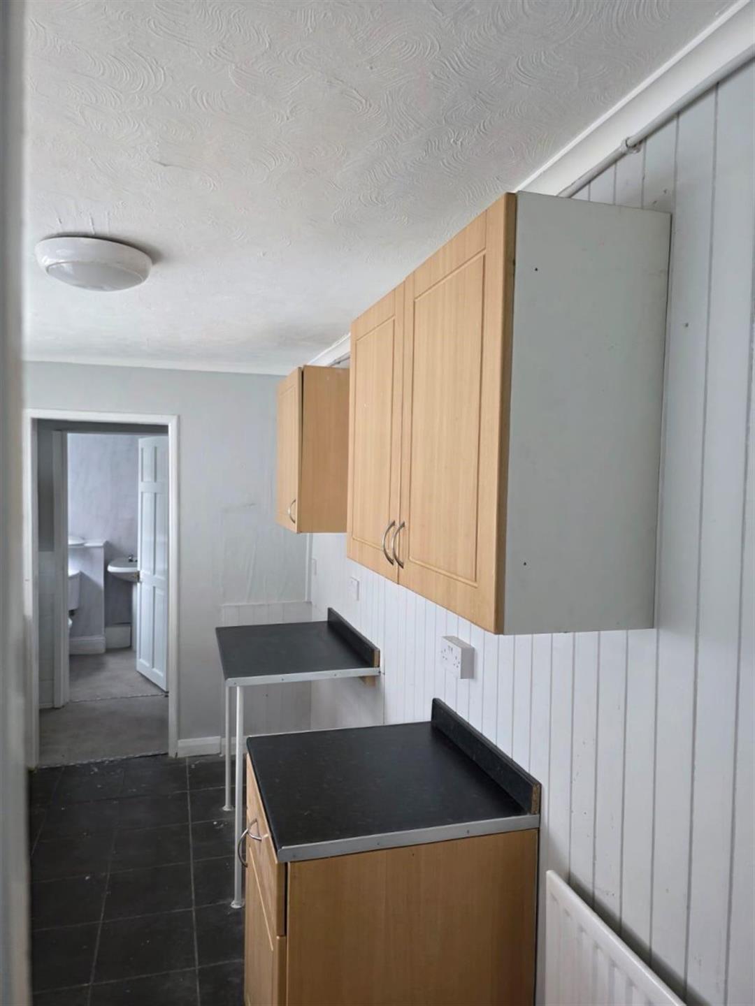 2 bedroom terraced house Let Agreed in Shildon - photograph 10.