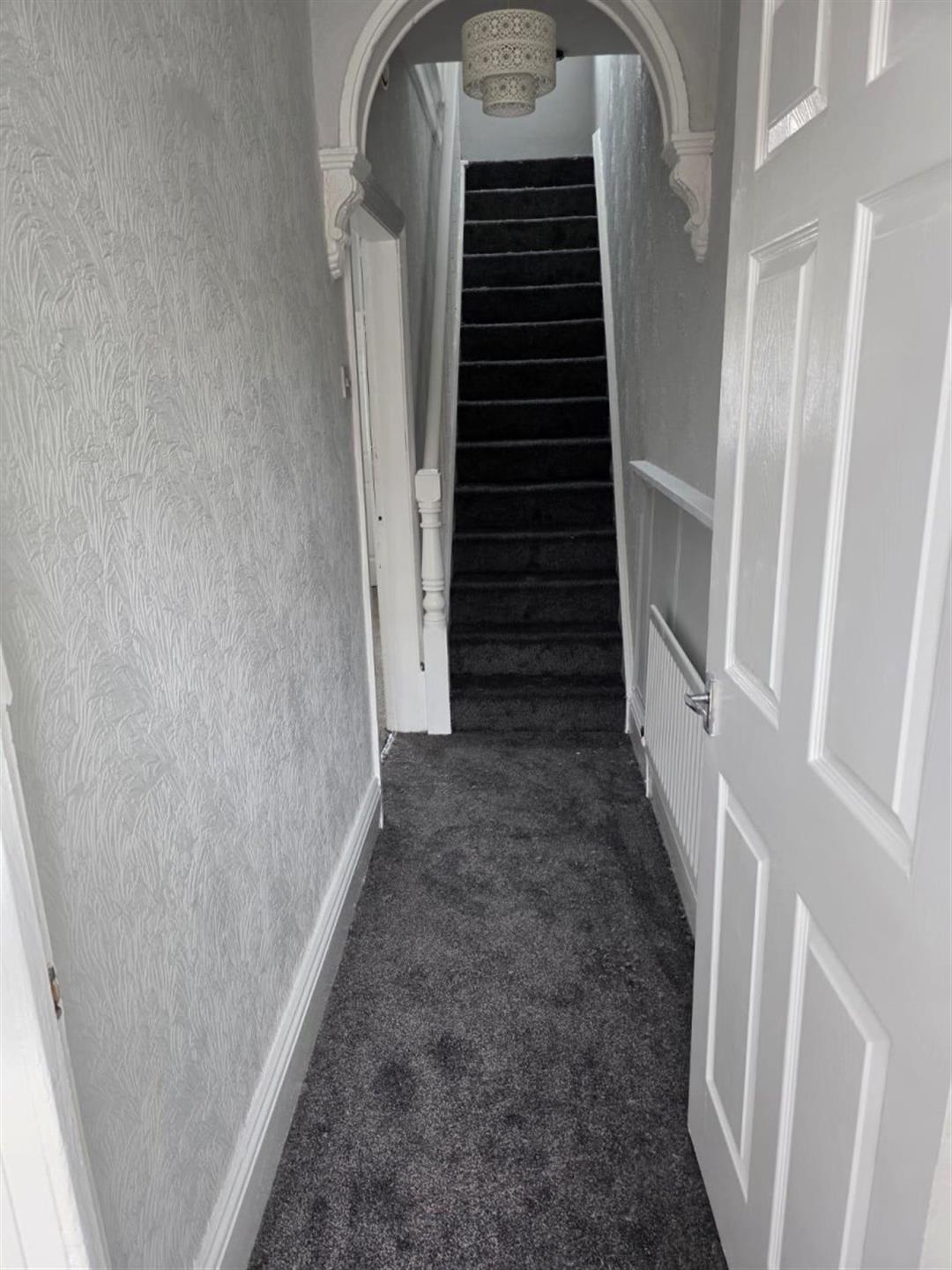 2 bedroom terraced house Let Agreed in Shildon - photograph 18.