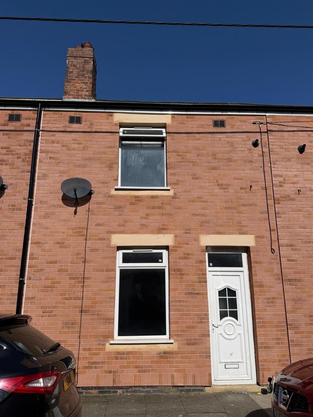 2 bedroom terraced house To Let in Dean Bank - Main Image.