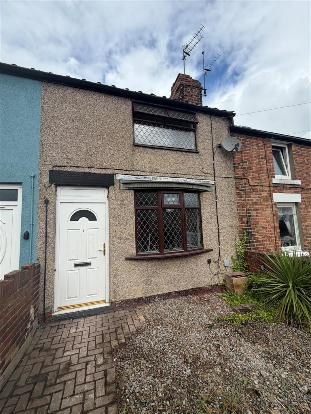 2 bedroom terraced house To Let in Howden Le Wear - Main Image.