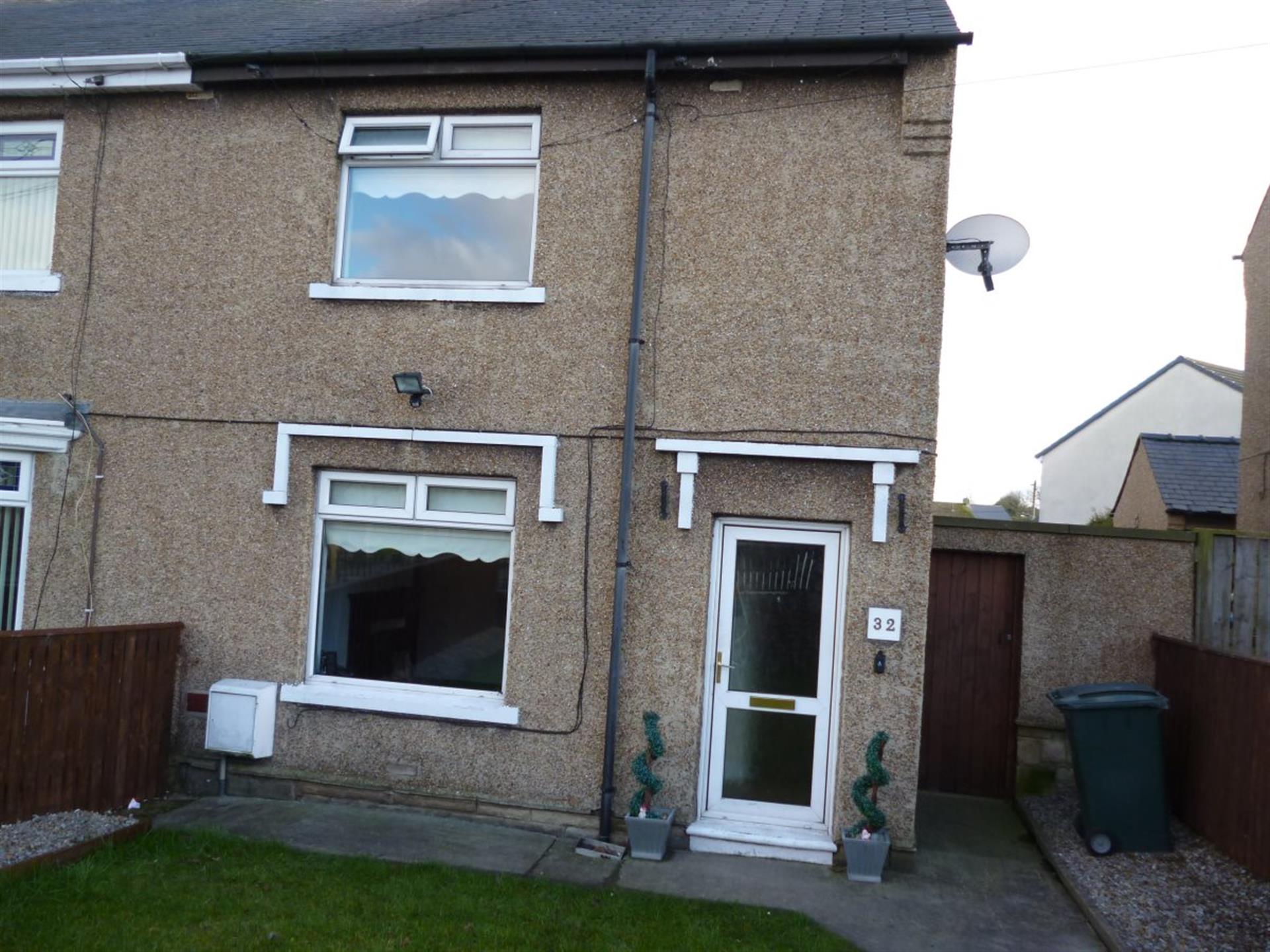 2 bedroom semi-detached house To Let in Evenwood - Property photograph.