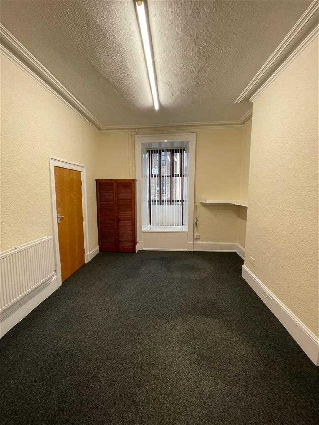 Commercial Property To Rent - Image 3