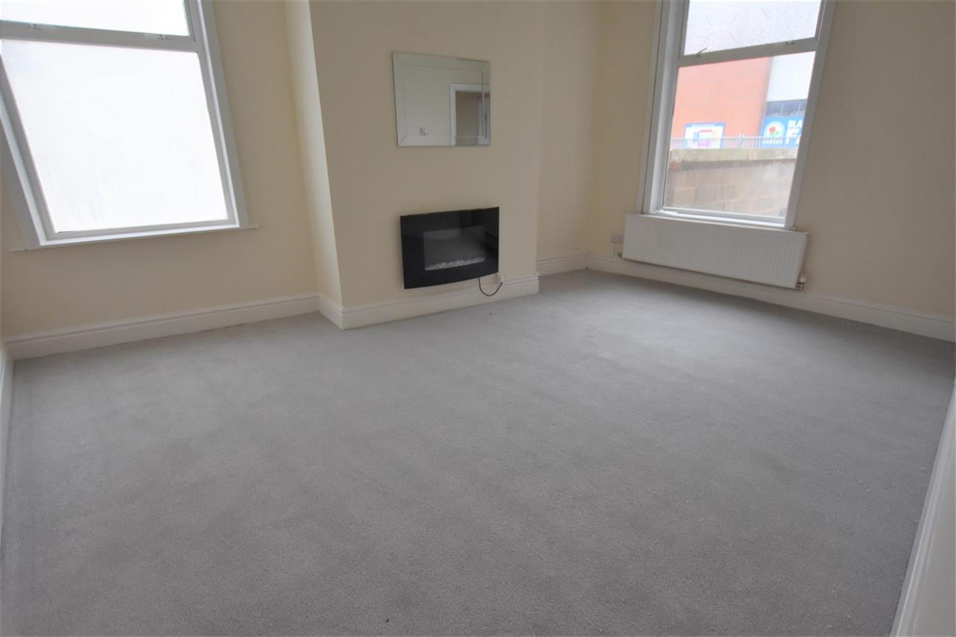 3 Bedroom End Terraced House To Rent - Reception Room 2