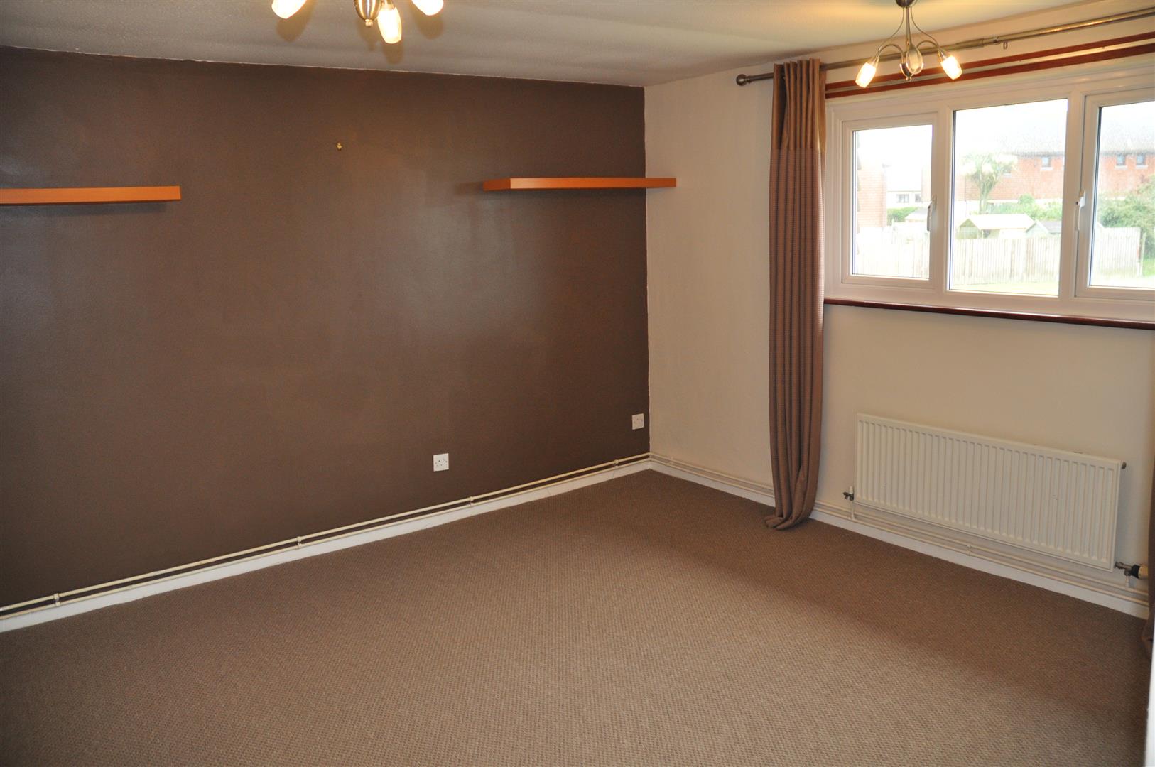 3 bedroom semi-detached house To Let in Holyhead - Image.