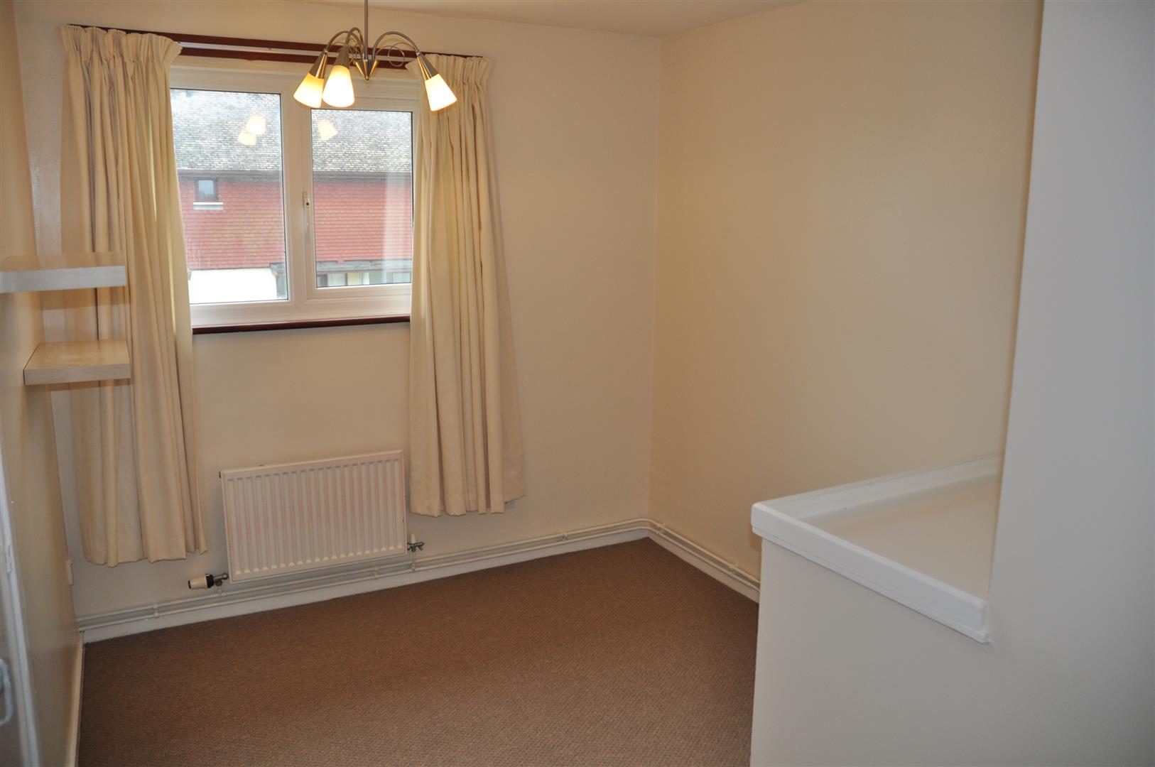 3 bedroom semi-detached house To Let in Holyhead - Image.
