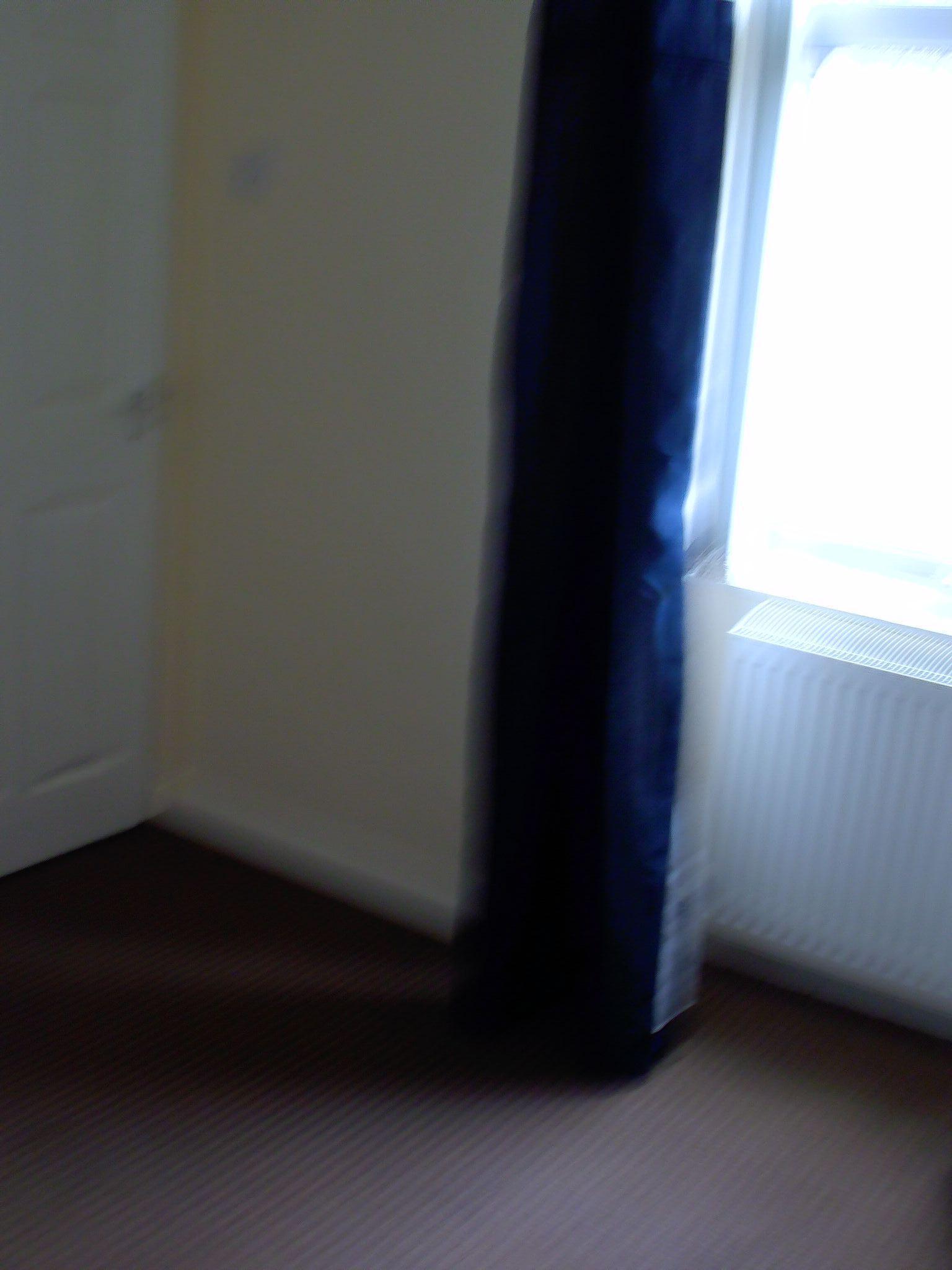3 bedroom mid terraced house To Let in Holyhead - Photograph 9.
