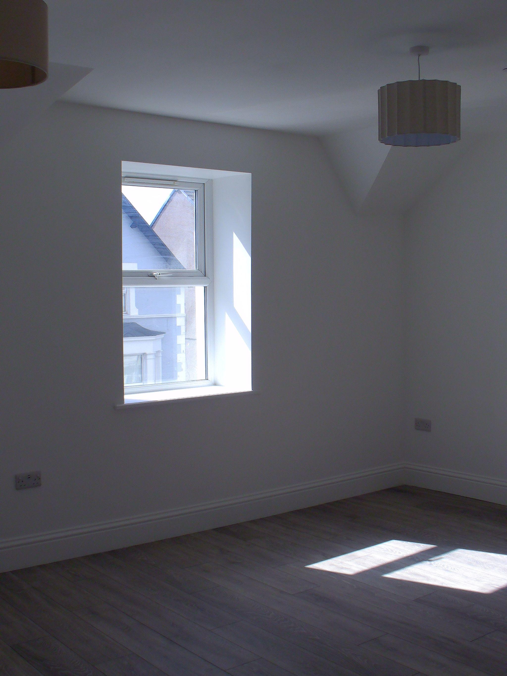 1 bedroom apartment flat/apartment To Let in Llandudno - Photograph 5.