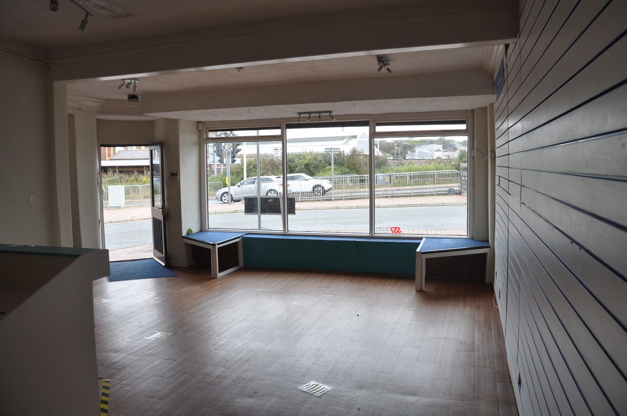 Shop For Sale in Holyhead - Photograph 3.