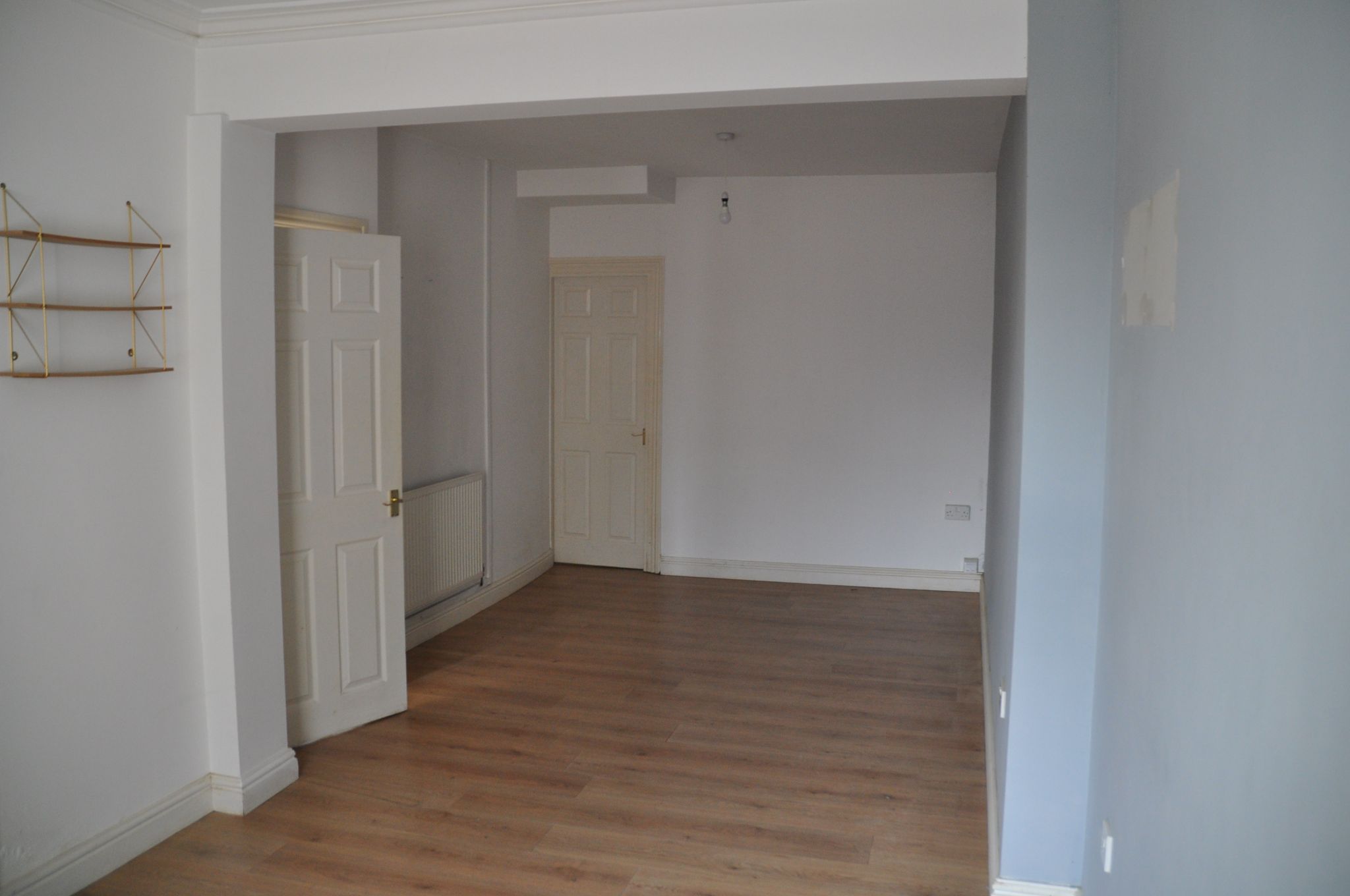 2 bedroom mid terraced house For Sale in Holyhead - Property photograph.