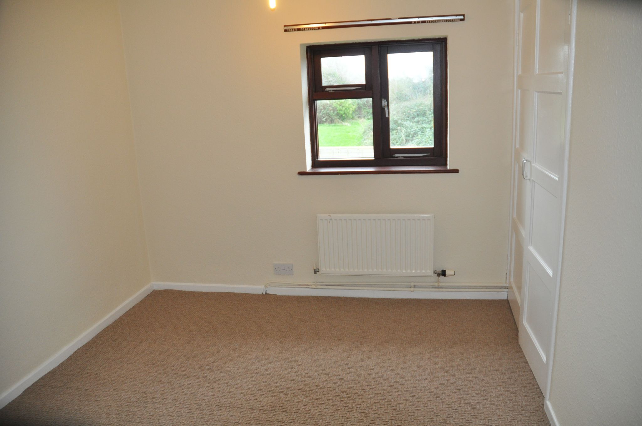 3 bedroom semi-detached house To Let in Holyhead - Photograph 4.