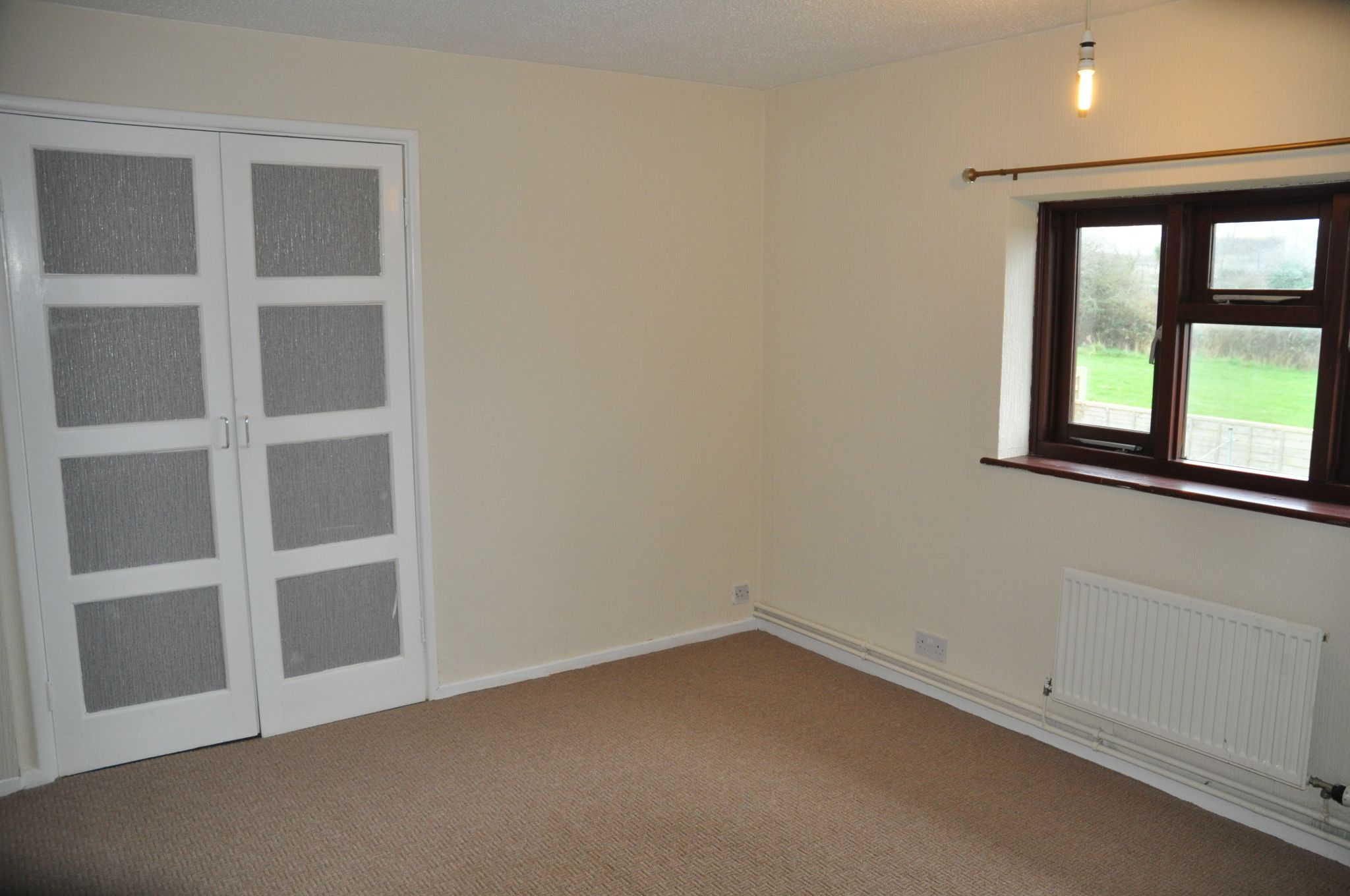 3 bedroom semi-detached house To Let in Holyhead - Photograph 5.