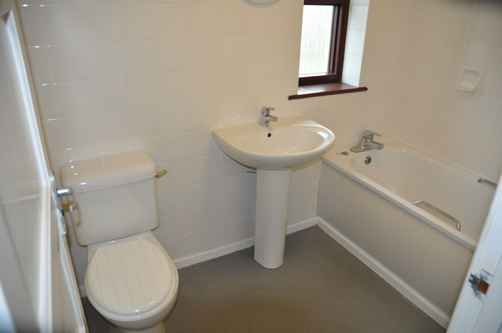 3 bedroom semi-detached house To Let in Holyhead - Photograph 7.