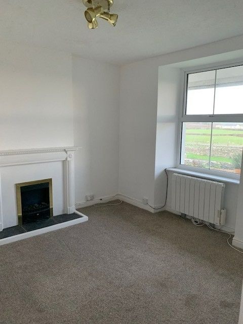 2 bedroom mid terraced house To Let in Llanrhyddlad - Property photograph.