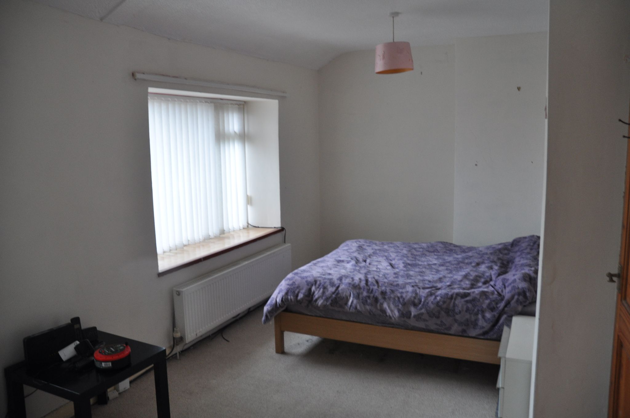 4 bedroom semi-detached house For Sale in Holyhead - Photograph 8.