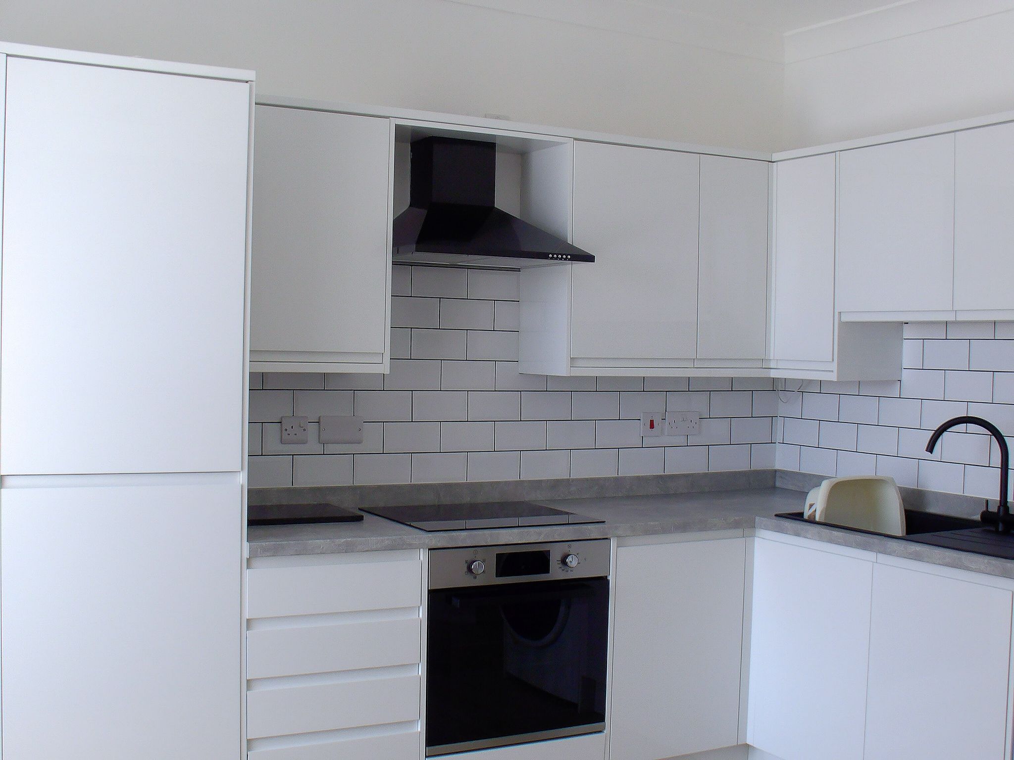 2 bedroom flat flat/apartment To Let in Holyhead - Property photograph.
