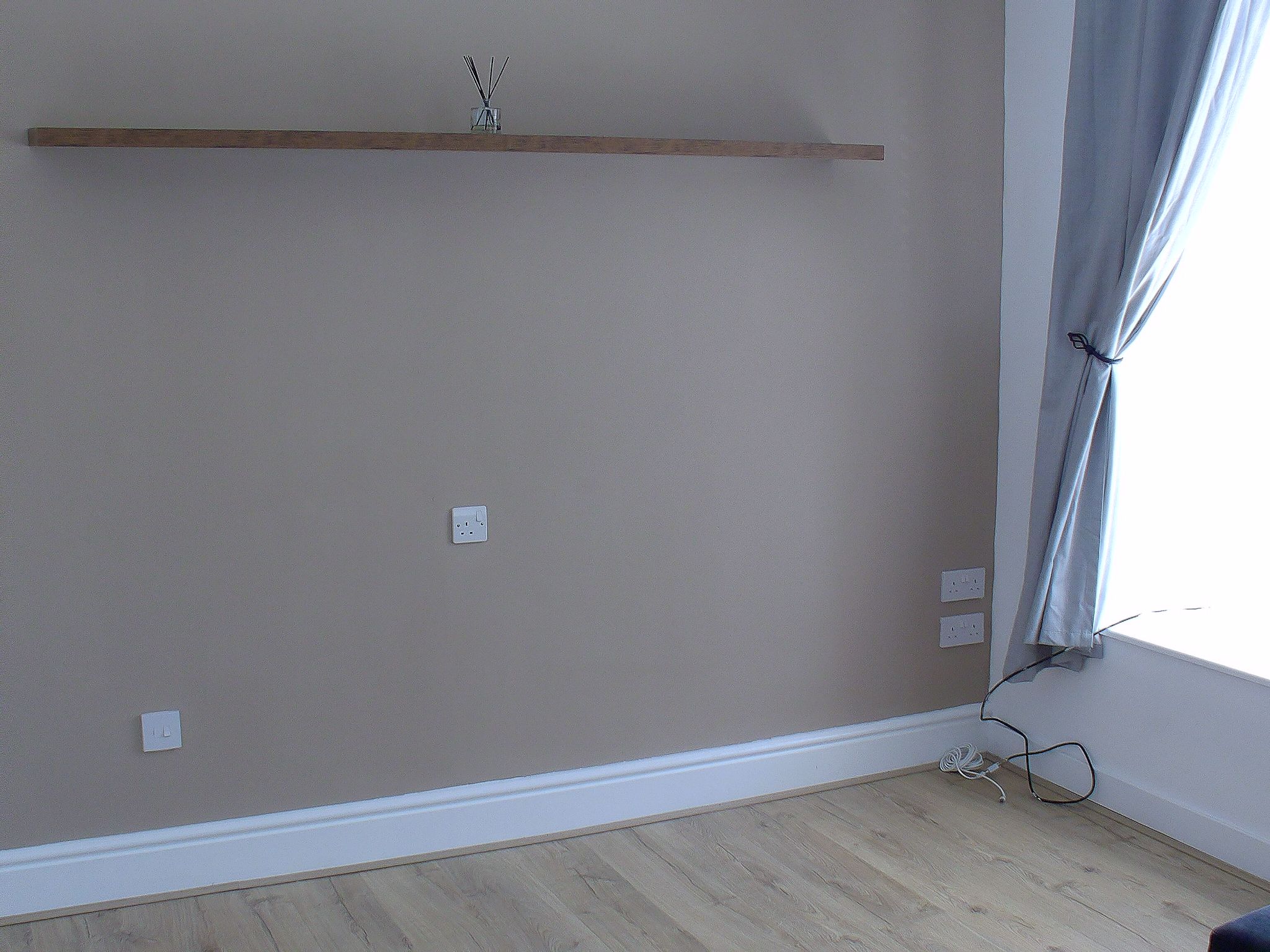 2 bedroom flat flat/apartment To Let in Holyhead - Property photograph.