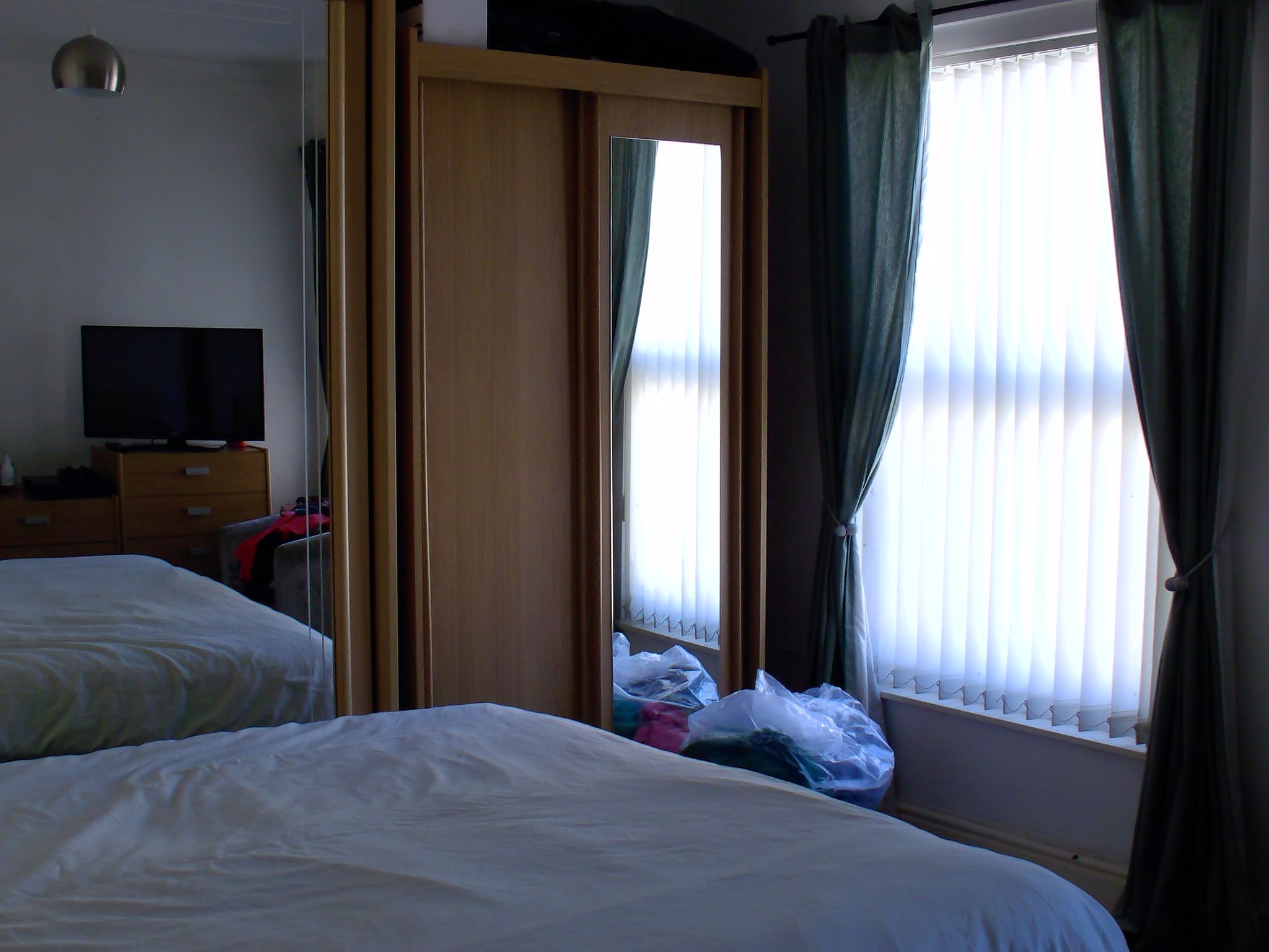 2 bedroom end terraced house Sale Agreed in Holyhead - Photograph 7.