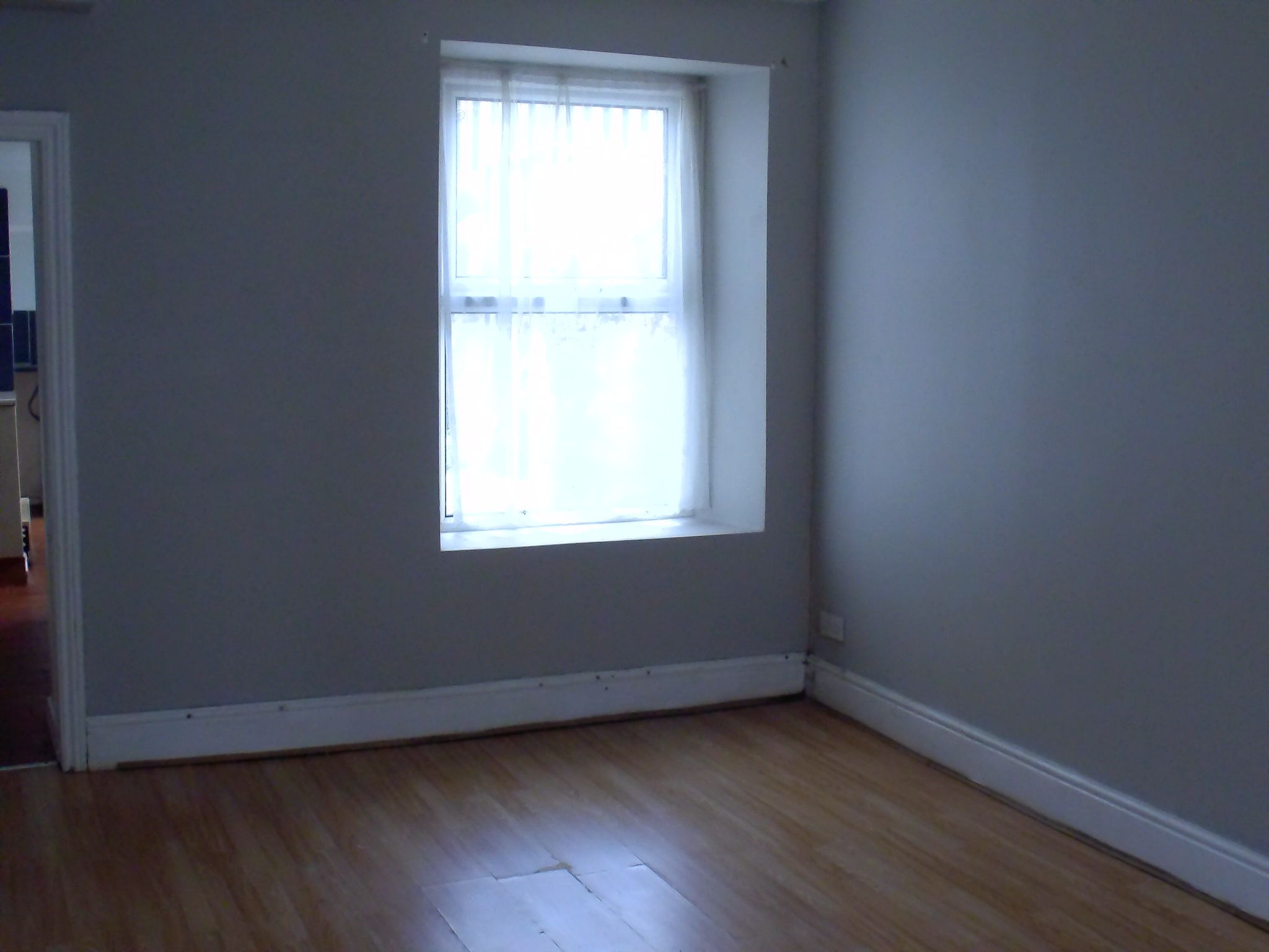 3 bedroom mid terraced house For Sale in Holyhead - Property photograph.